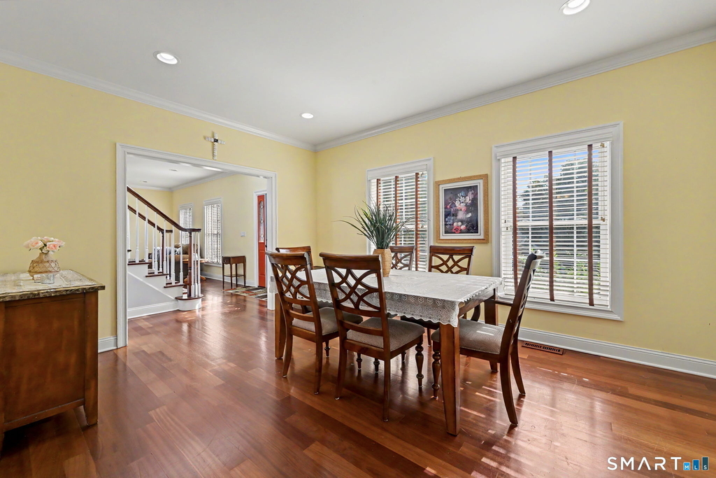 56 Barholm Avenue - Photo 8