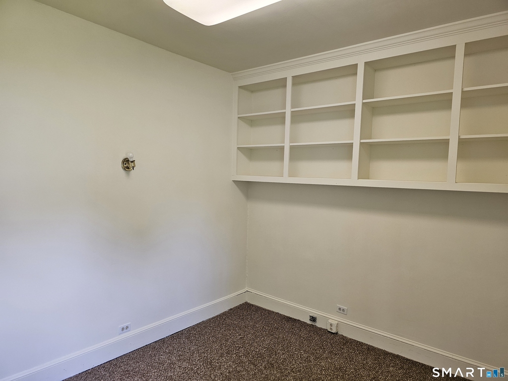 2 Tucker Avenue - Photo 8