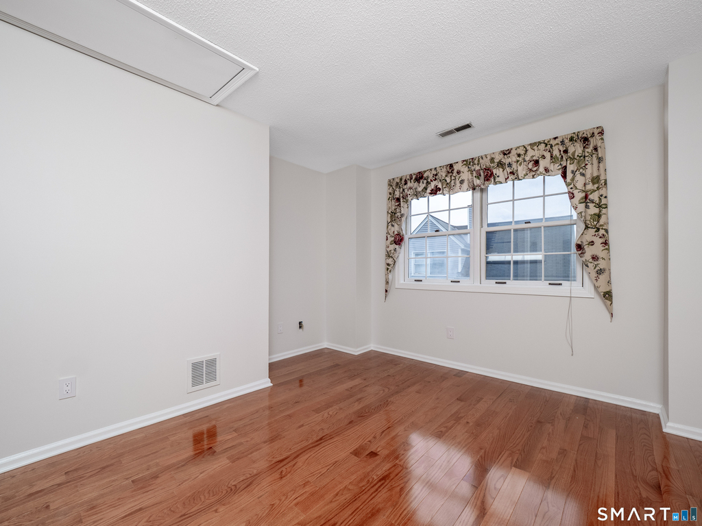 37 Wilton Crest - Photo 14