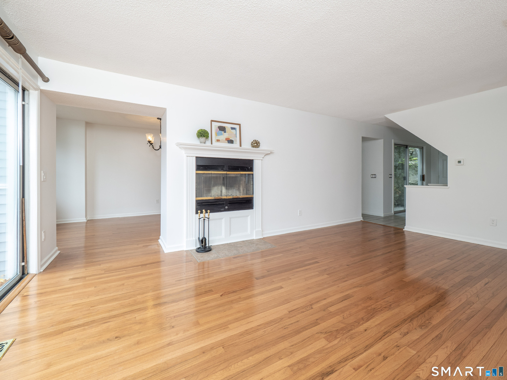 37 Wilton Crest - Photo 3