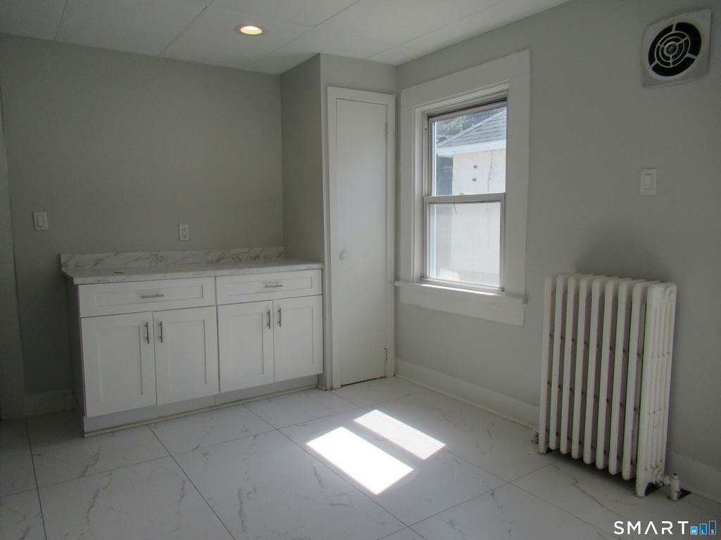 81 Jetland Street - Photo 2