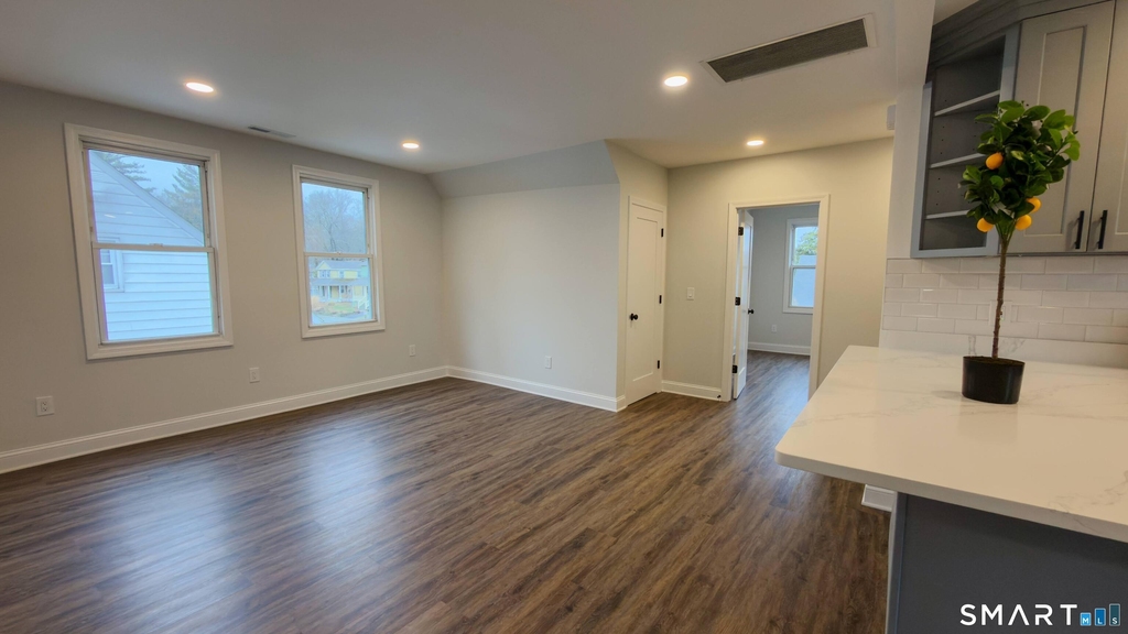 43 Prospect Street - Photo 3