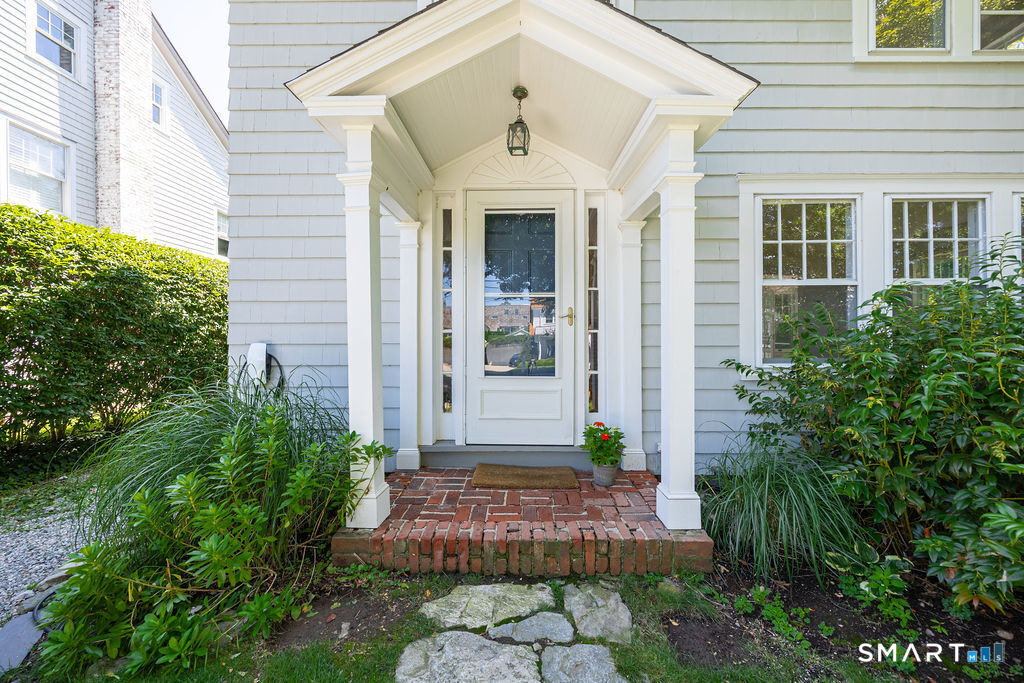 12 Roosevelt Road - Photo 0