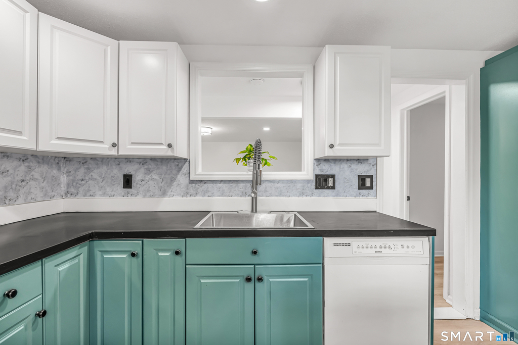 112 Woodbine Street - Photo 14