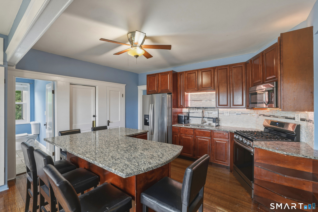 44-46 Perry Hill Road - Photo 4