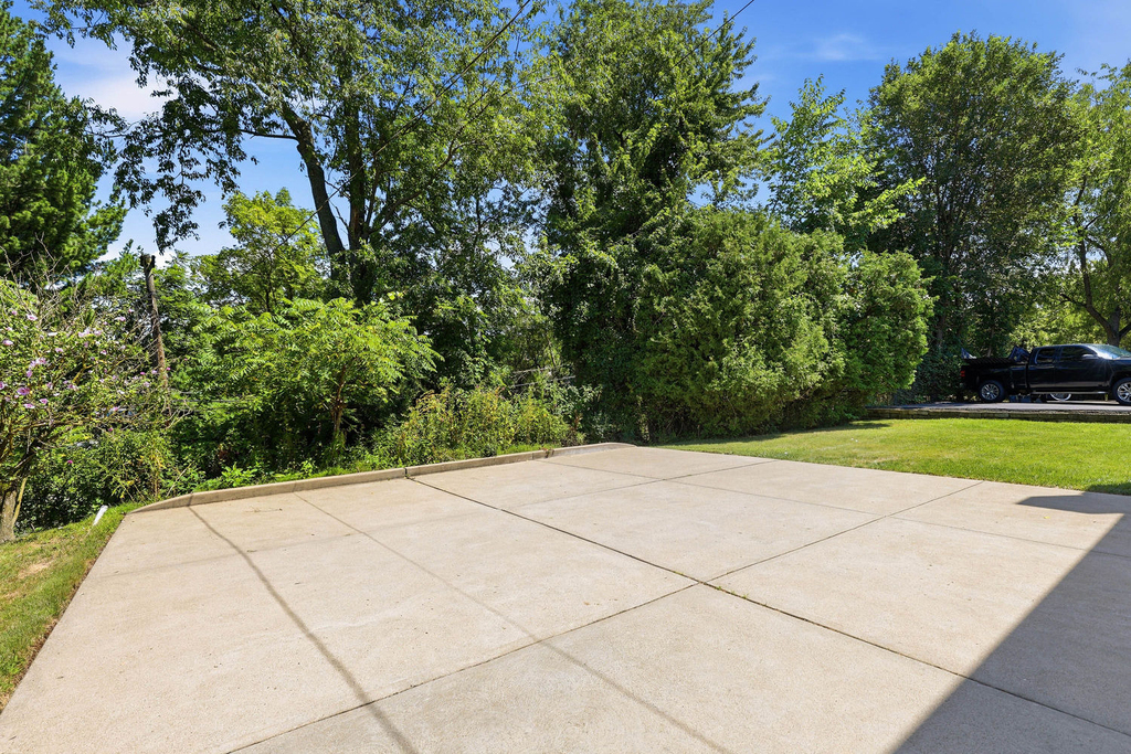 5183 Fieldcrest Drive - Photo 20
