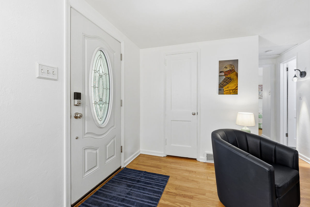 5183 Fieldcrest Drive - Photo 2