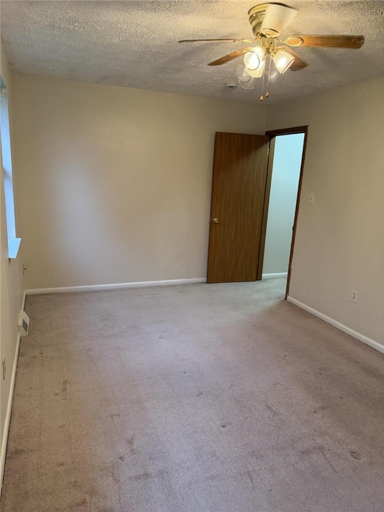 210 Woodhaven Dr - Photo 9