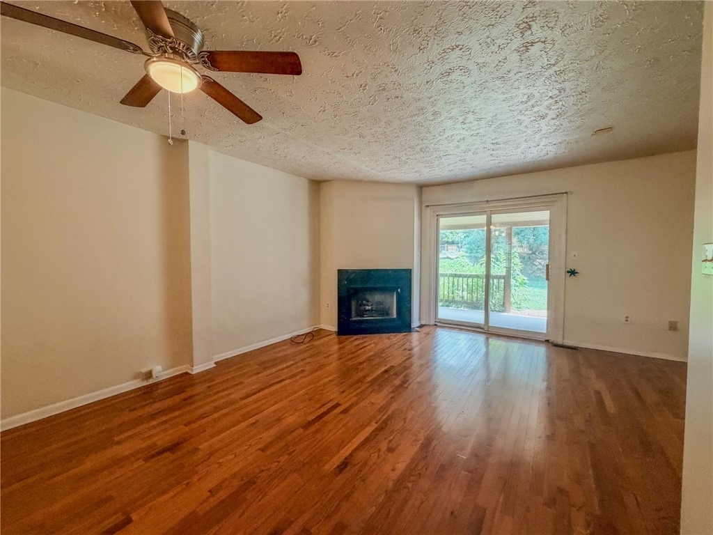 134 Forest Dr - Photo 2