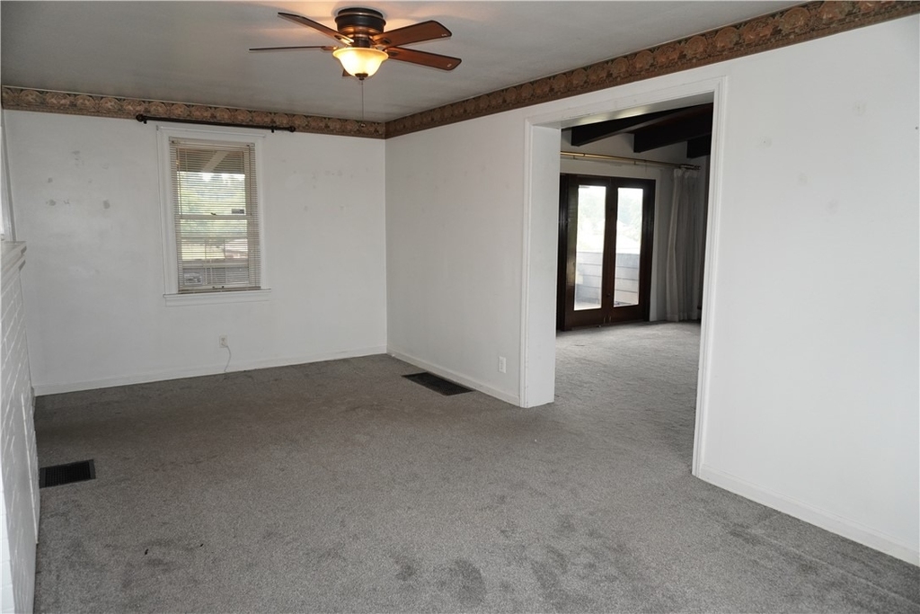 3234 Washington Pike - Photo 9