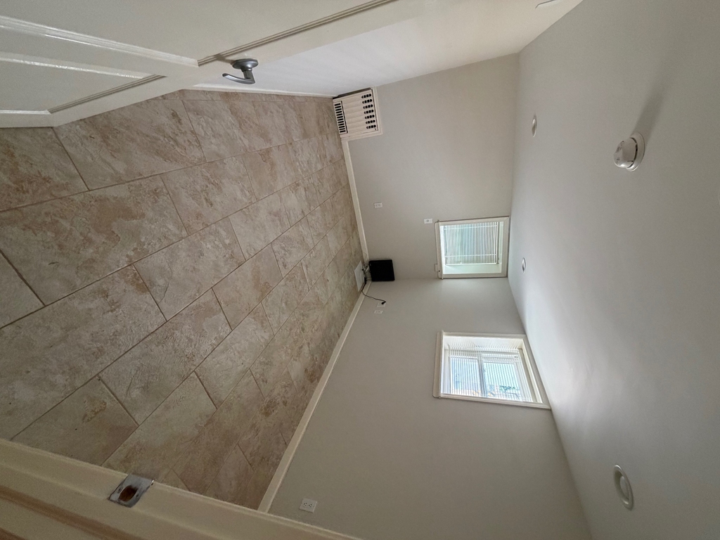 366 80th Street - Photo 15