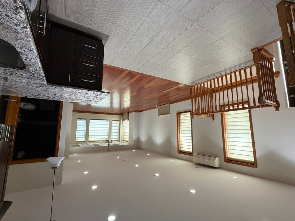 366 80th Street - Photo 2