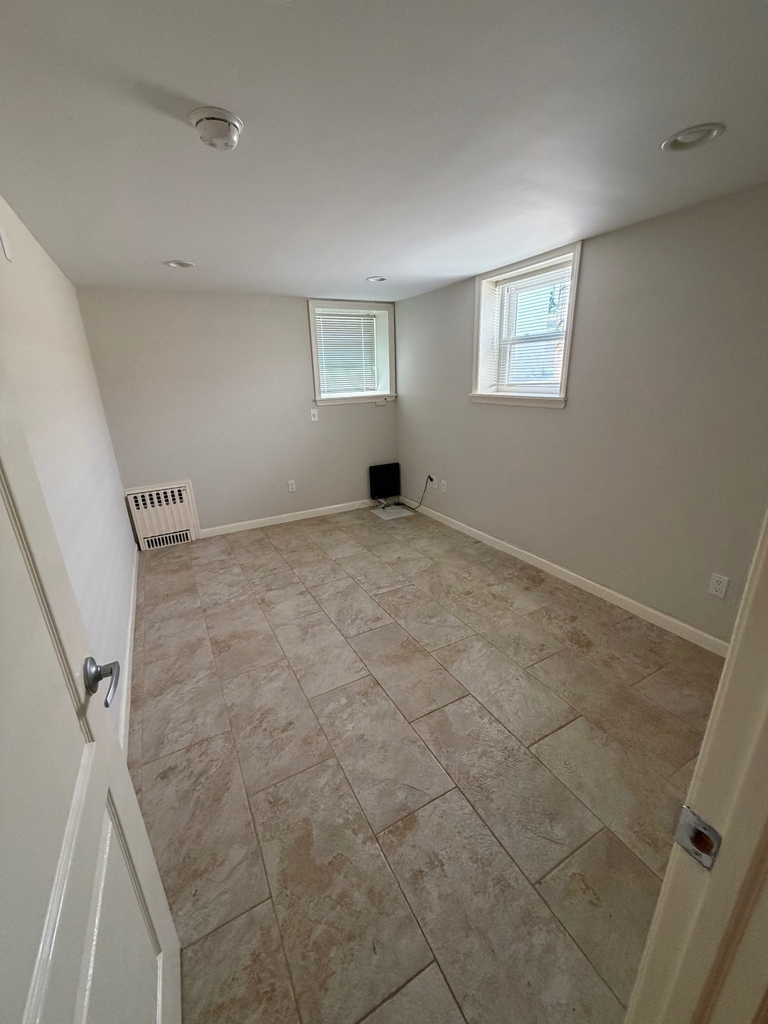366 84 Street - Photo 17