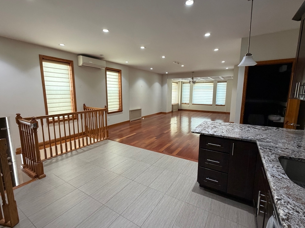 366 84 Street - Photo 2