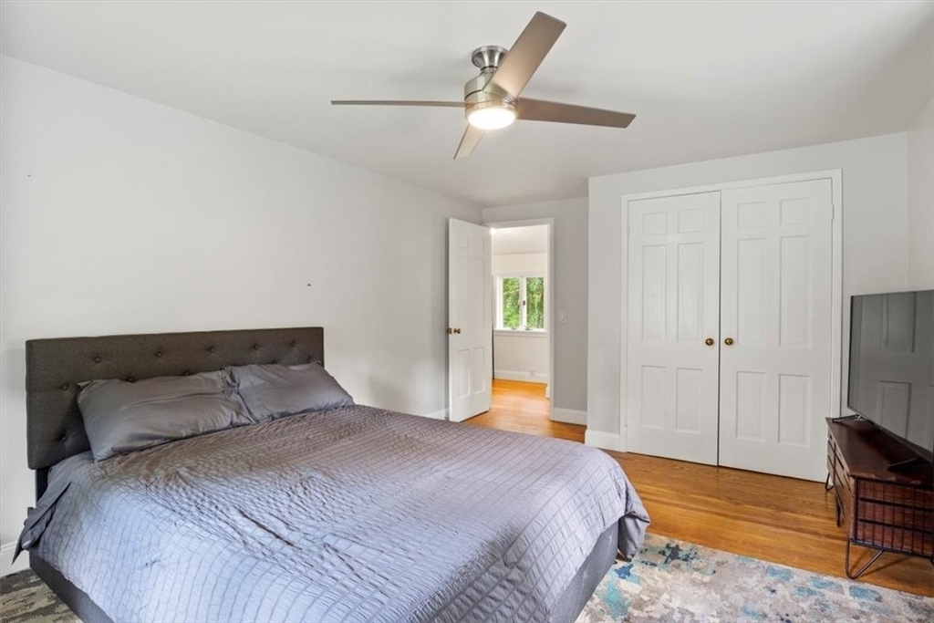 485 Oakridge Drive - Photo 25