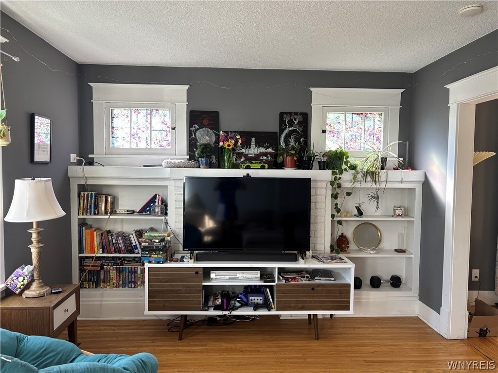 15 Stratford Road - Photo 2
