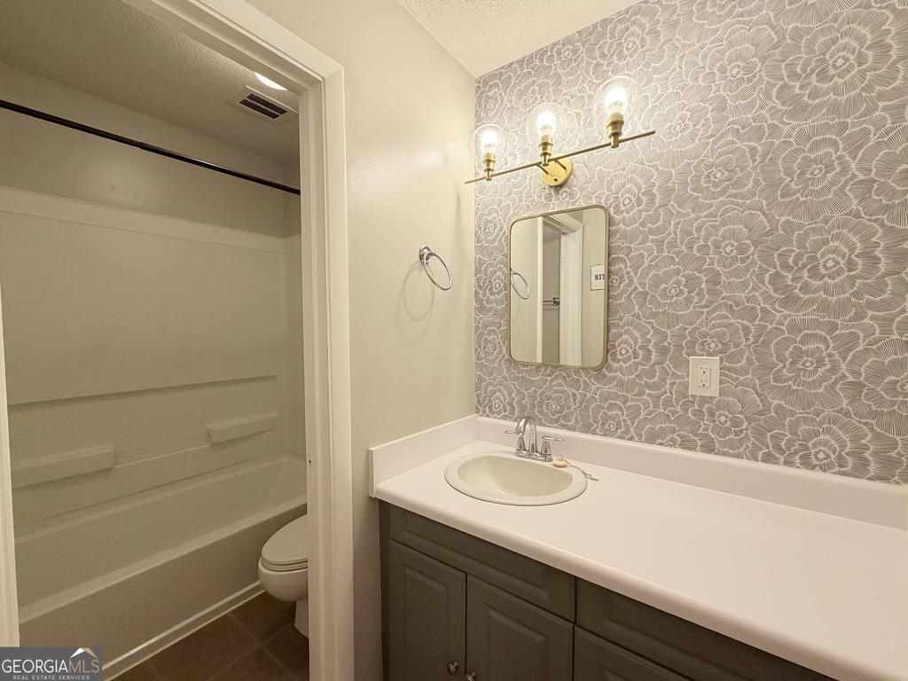1181 Church Street - Photo 13