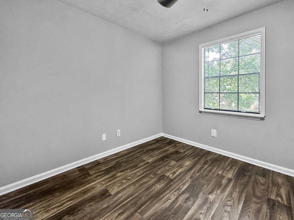 191 Aaron Court - Photo 11