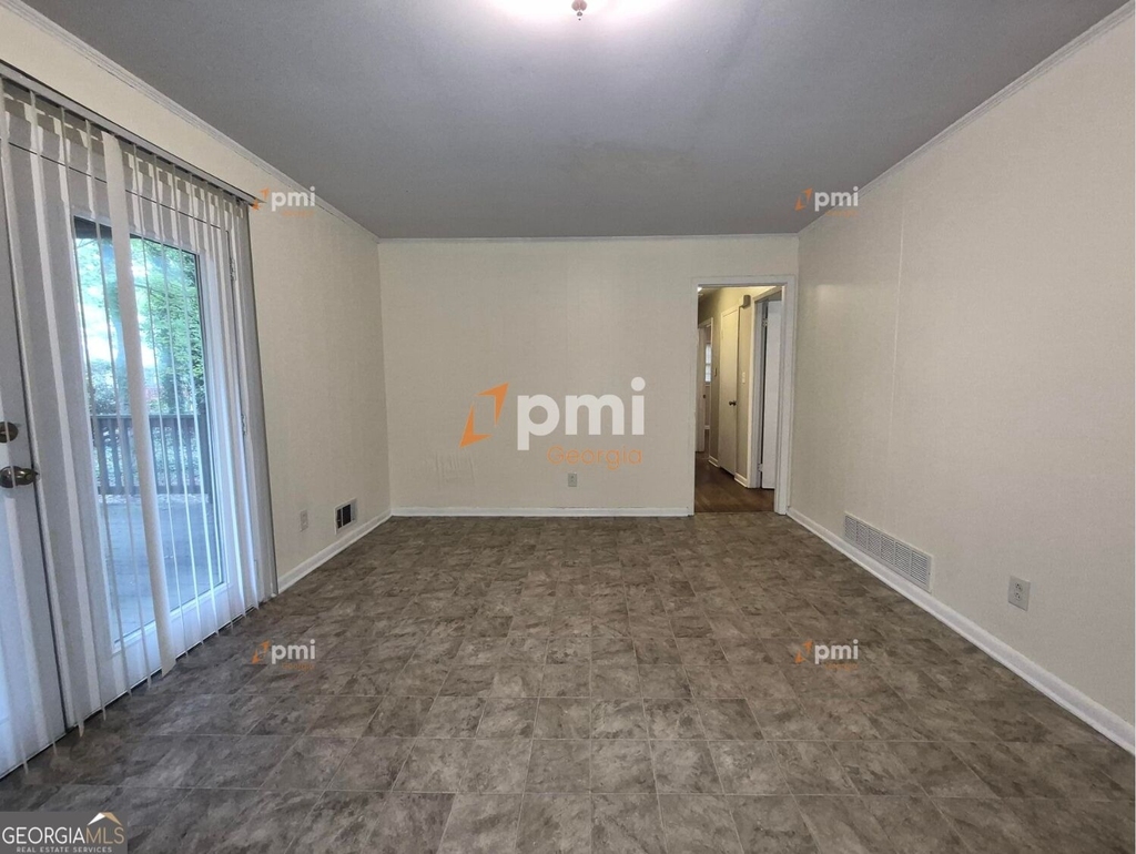650 Jefferson Avenue - Photo 3