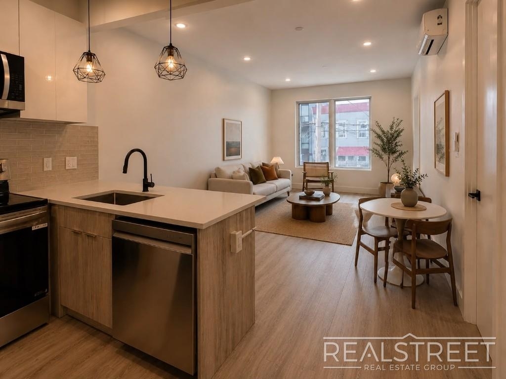 417 Rutland Road - Photo 2