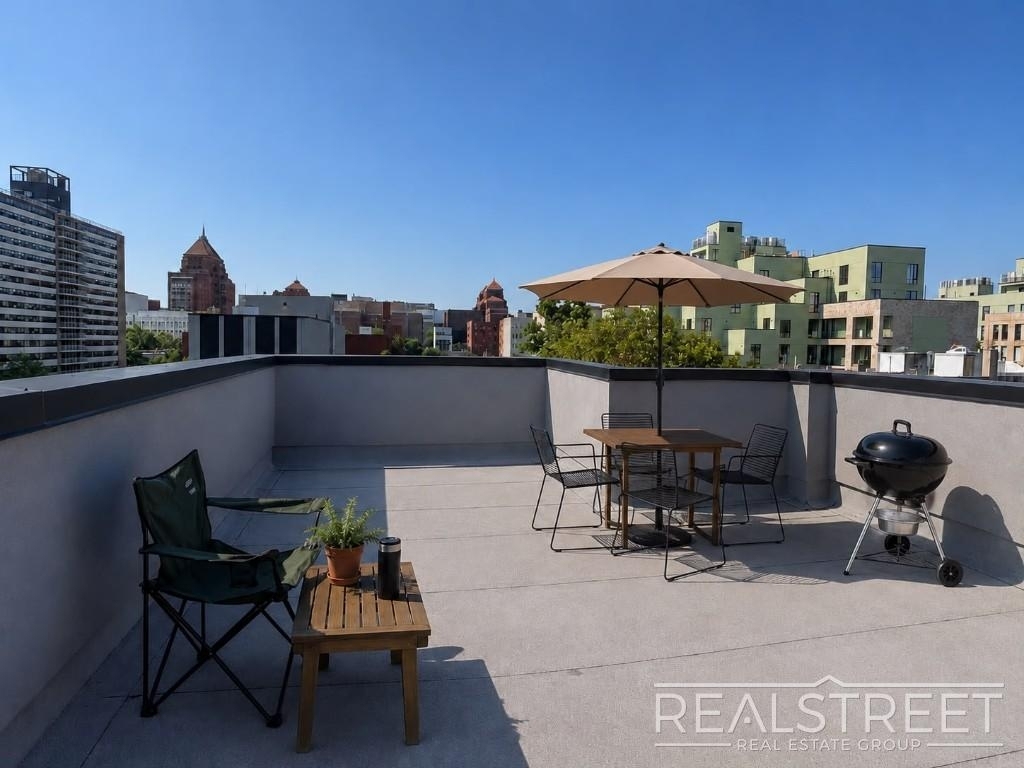417 Rutland Road - Photo 10