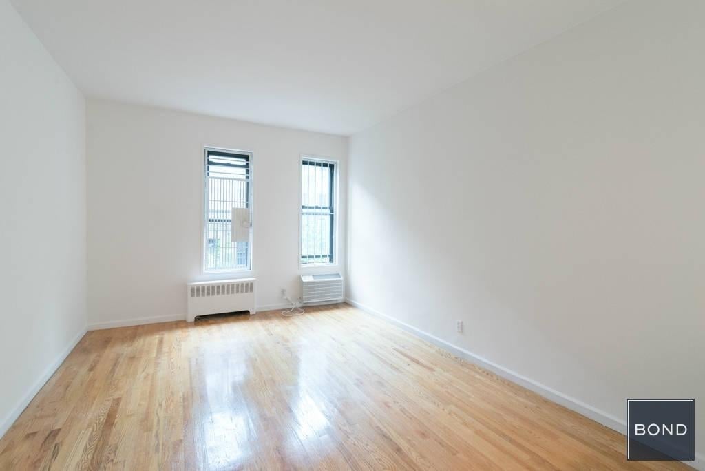 East 89 Street - Photo 5