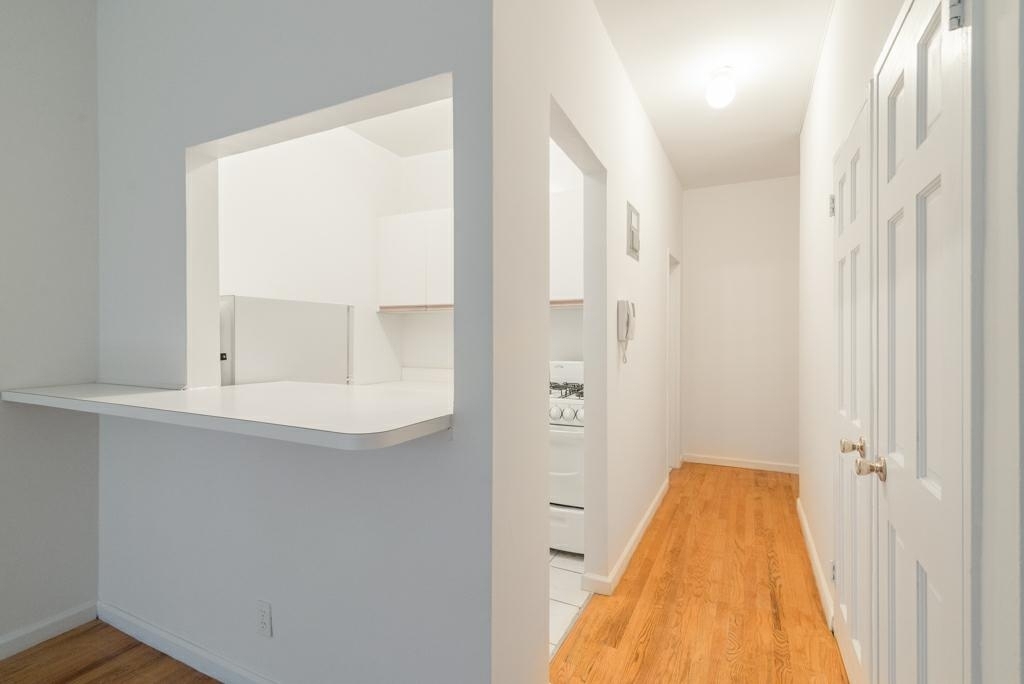 East 89 Street - Photo 11