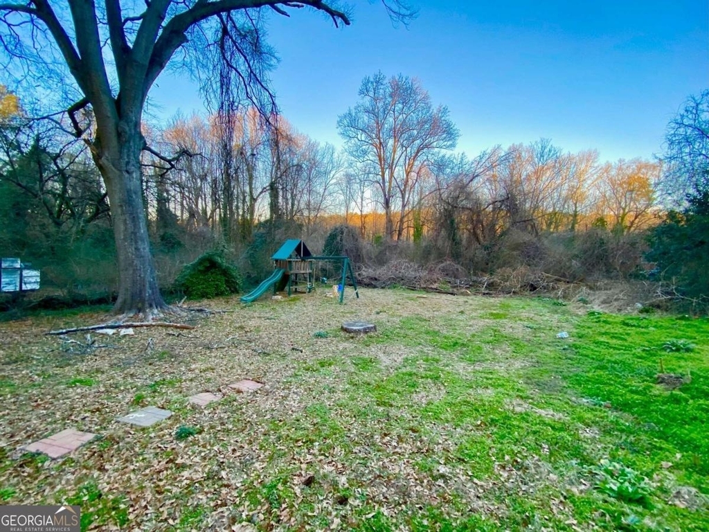 1900 Meadow Lane - Photo 9