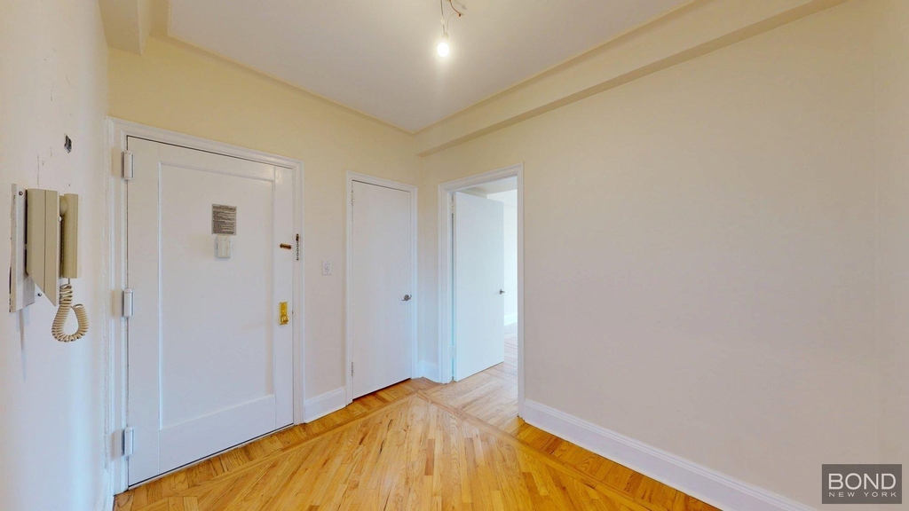 West 79th Street - Photo 9