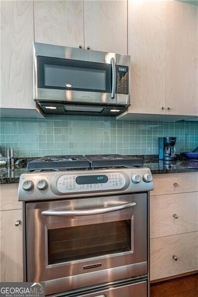 905 Juniper Street Ne - Photo 7