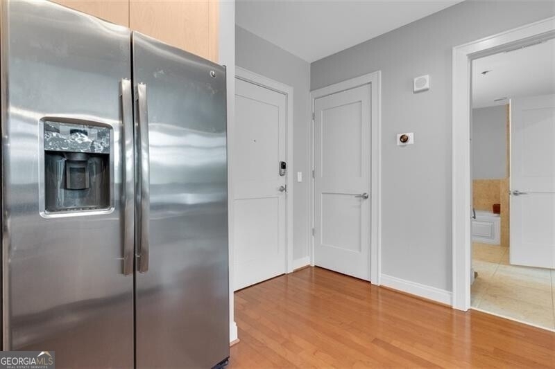 905 Juniper Street Ne - Photo 2