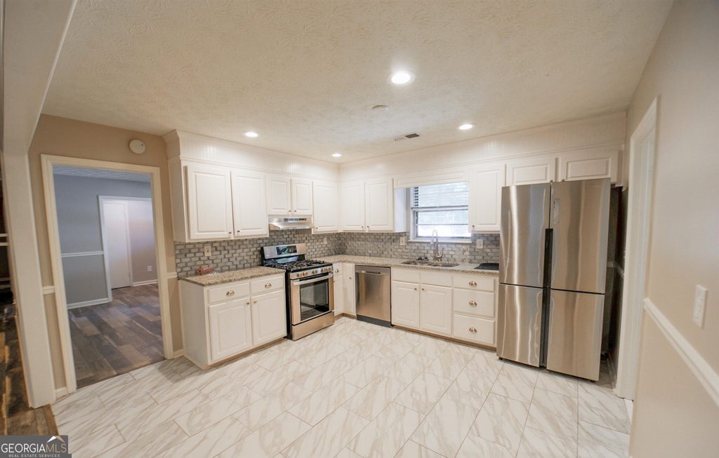 125 Brooks Drive - Photo 8