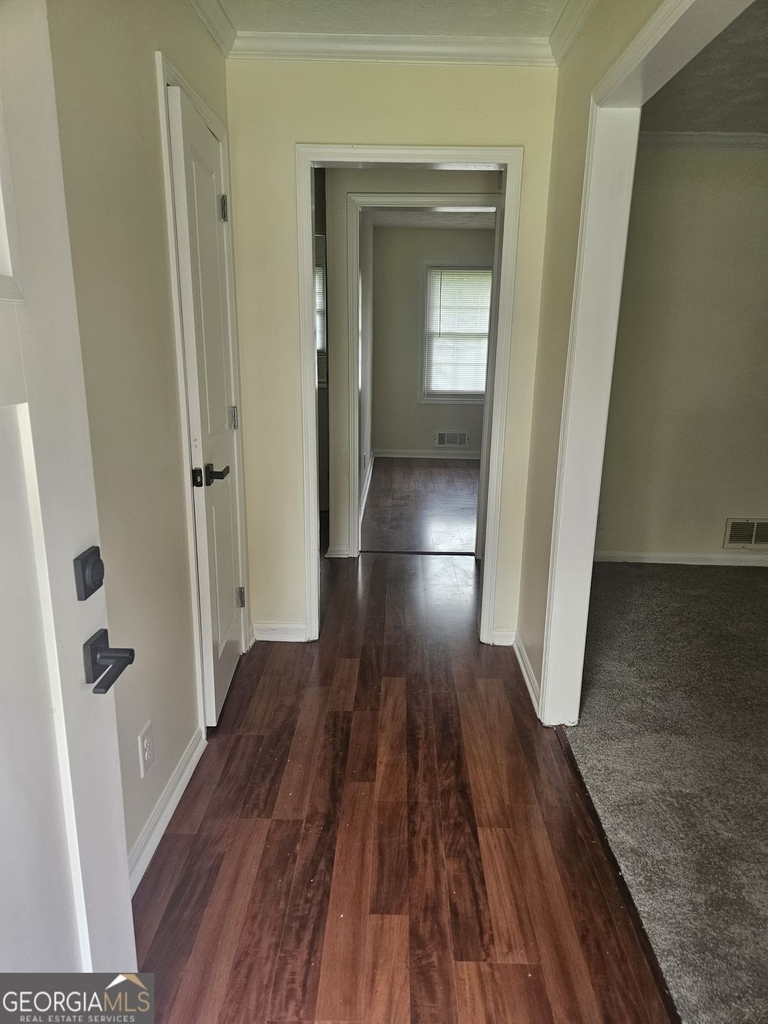 1148 Marifran Drive Ne - Photo 4