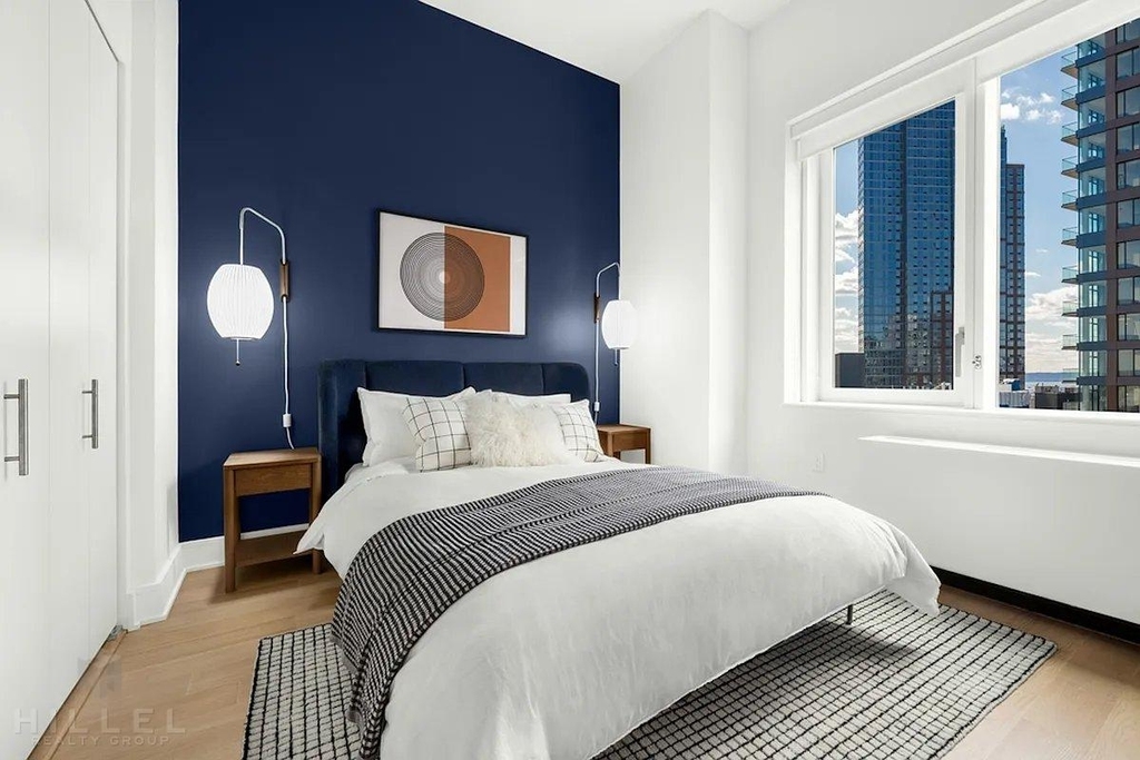 Ashland Place - Photo 2