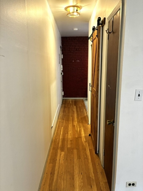 209 East 81st street New York,NY 10028 - Photo 2