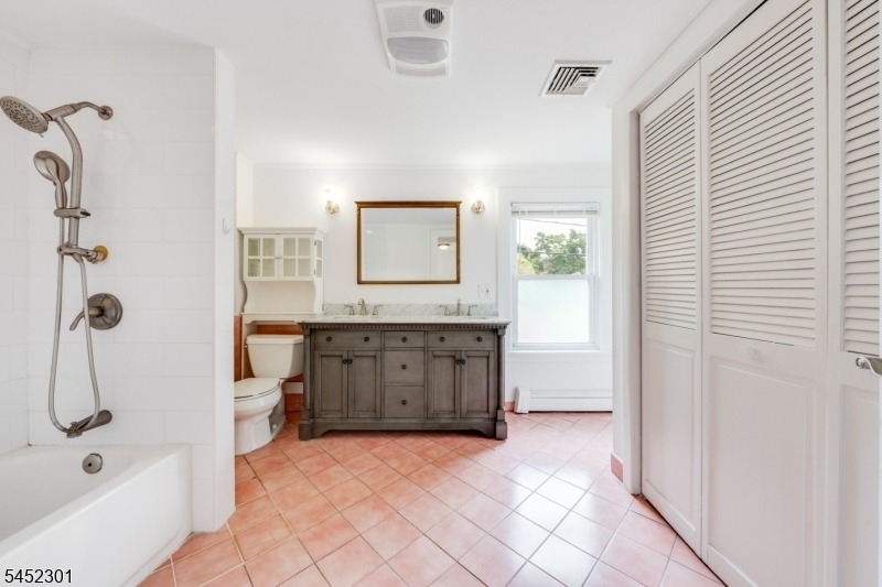 275 E Mt Pleasant Ave - Photo 32