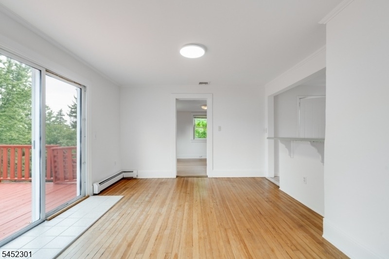 275 E Mt Pleasant Ave - Photo 15