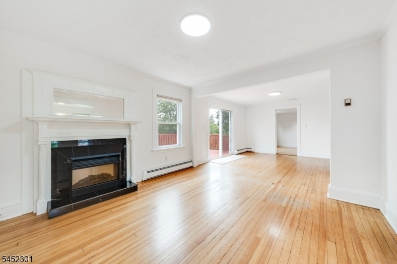275 E Mt Pleasant Ave - Photo 0