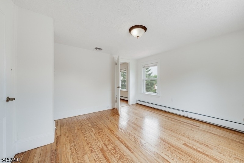 275 E Mt Pleasant Ave - Photo 29