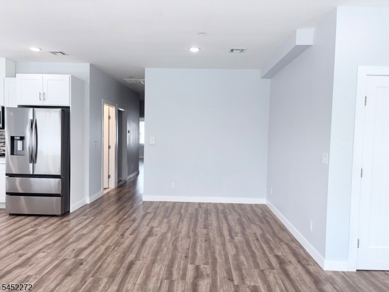 627 Bloomfield Ave - Photo 13