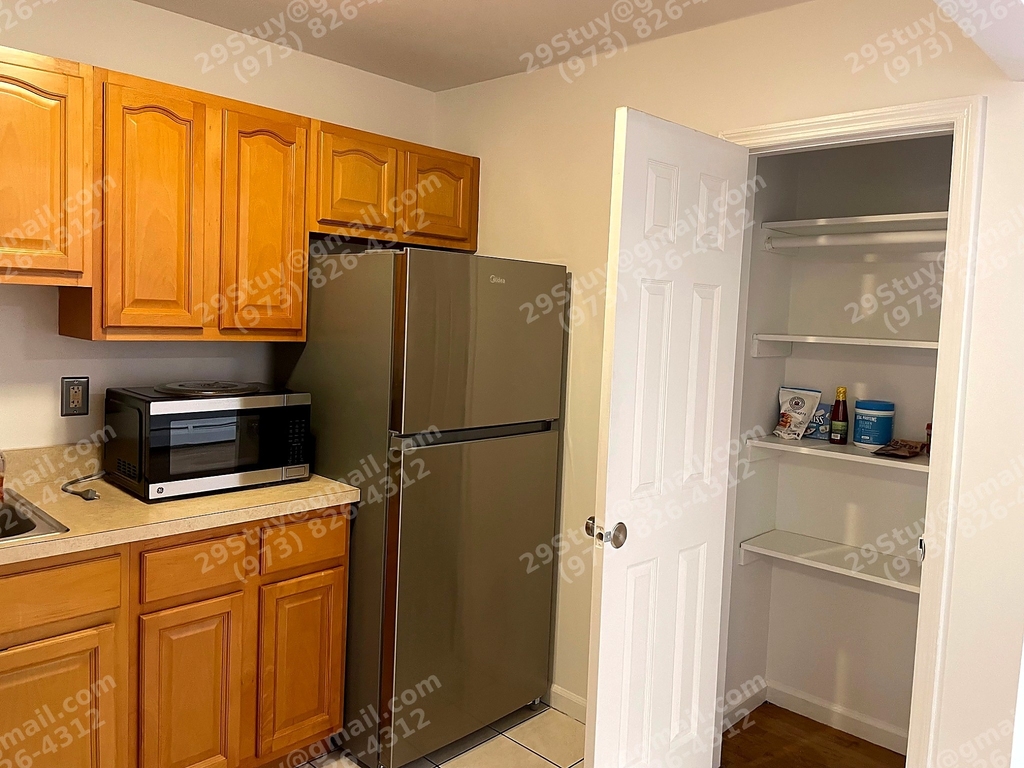 29 Stuyvesant Avenue - Photo 2