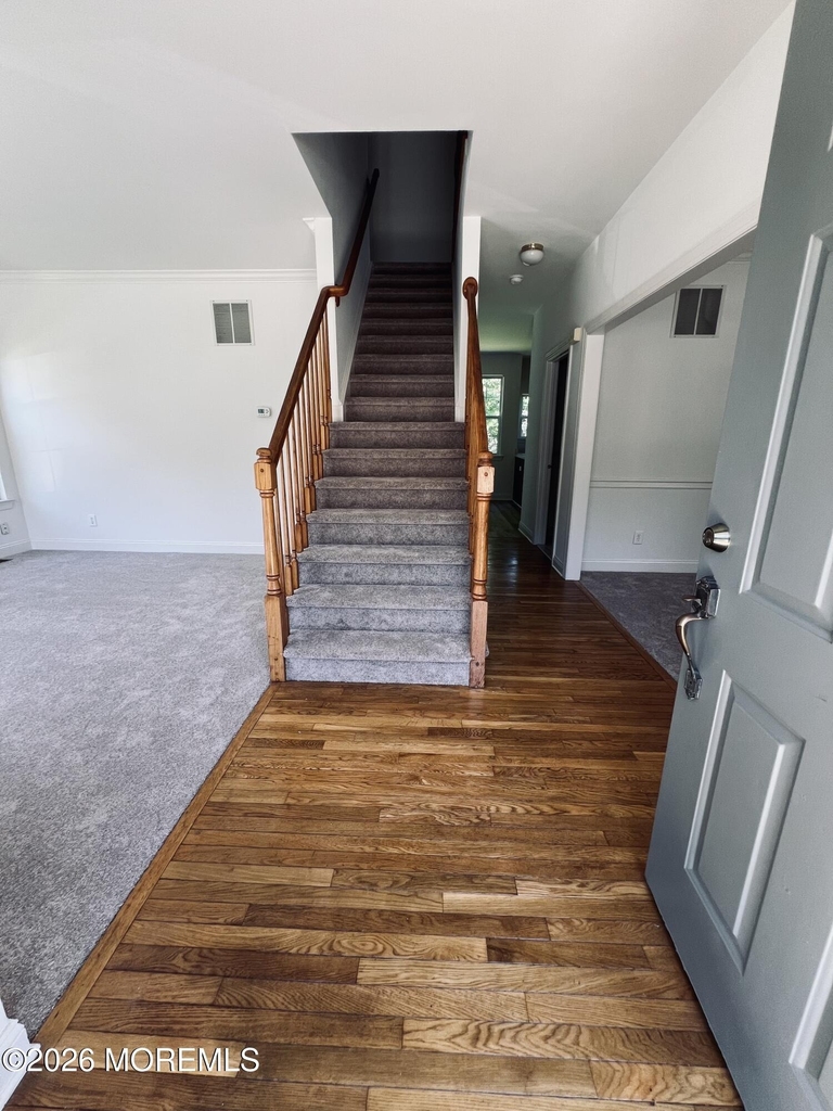 18 Dayna Court - Photo 2