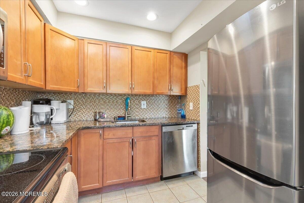 119 Avery Avenue - Photo 7