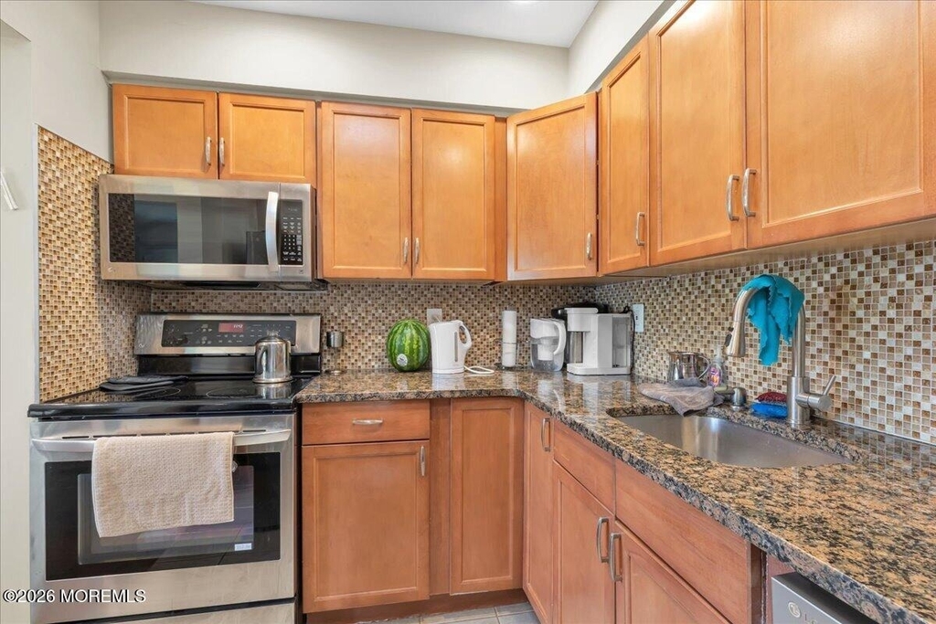 119 Avery Avenue - Photo 8