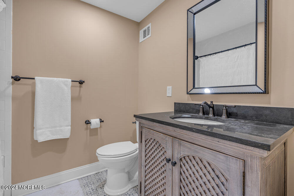 411 Trenton Boulevard - Photo 13