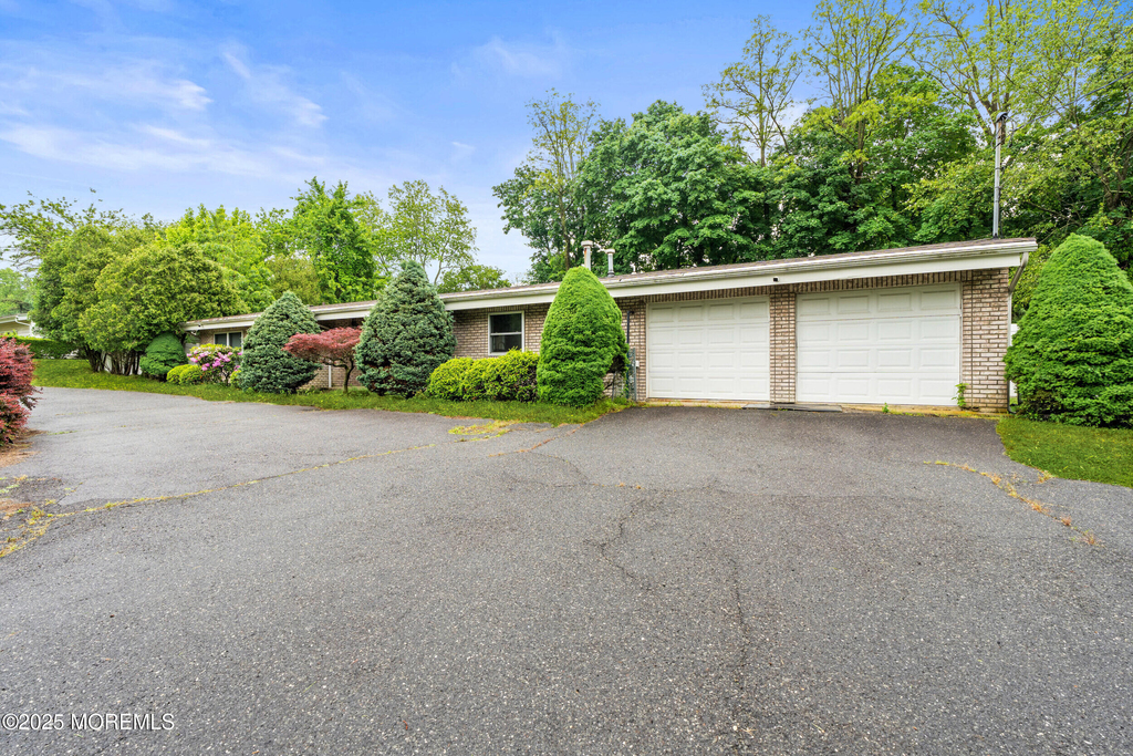 606 Deal Road - Photo 1