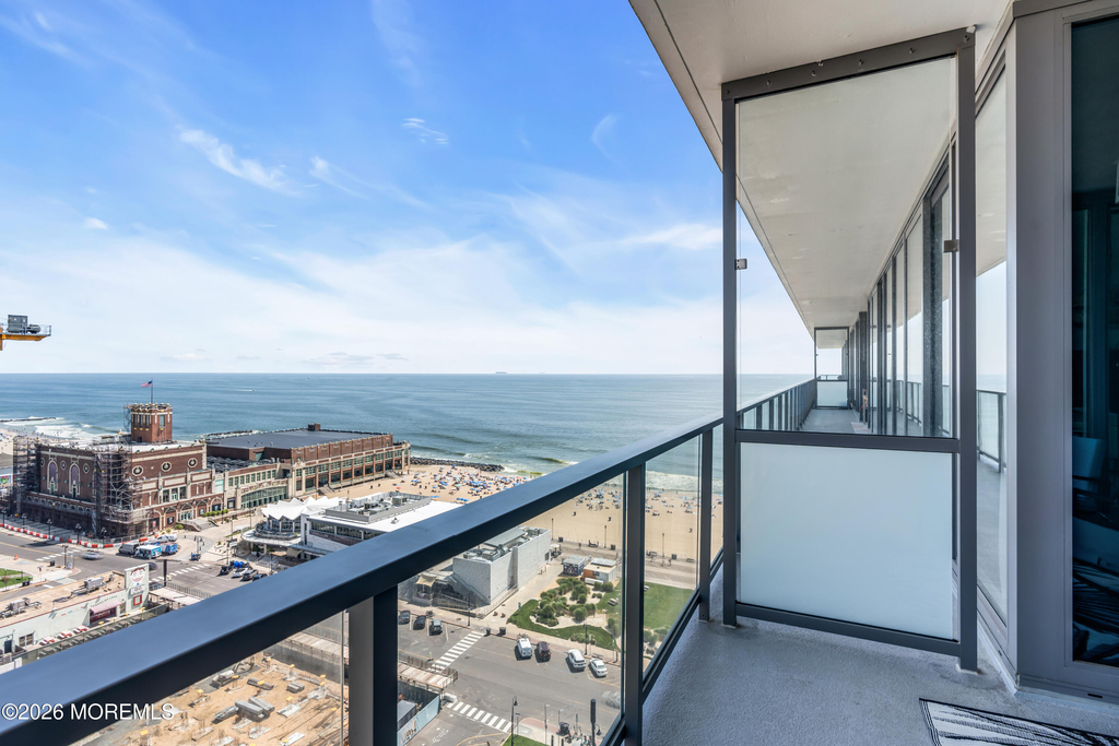 1101 Ocean Avenue N - Photo 6