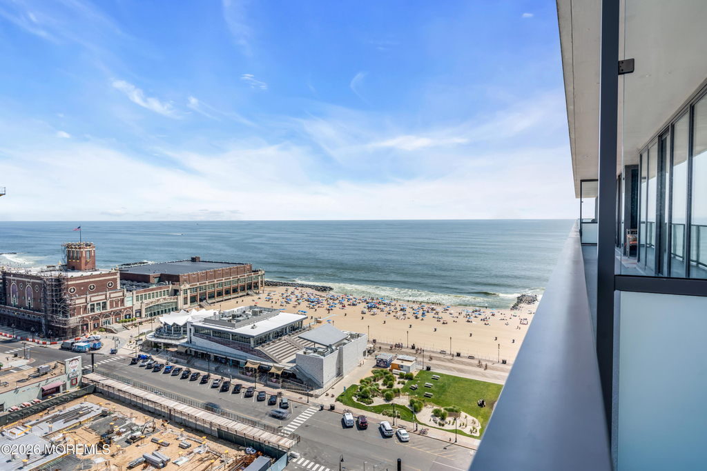 1101 Ocean Avenue N - Photo 7