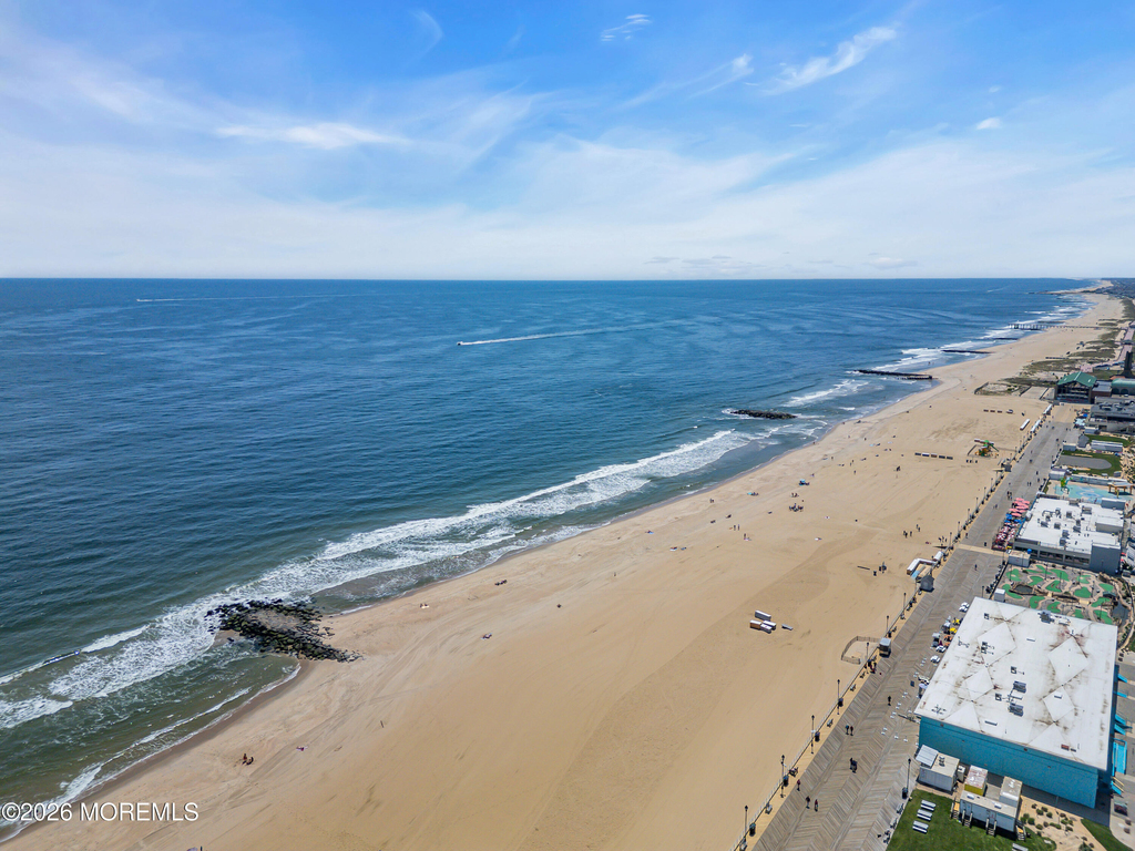 1101 Ocean Avenue N - Photo 53