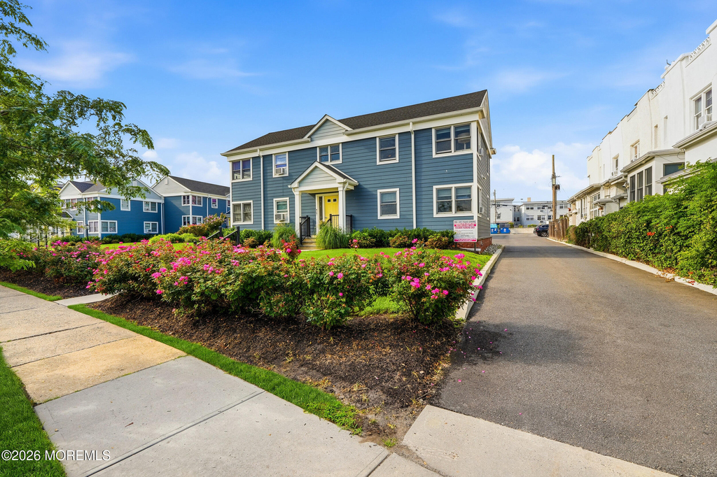 306 Deal Lake Drive - Photo 2